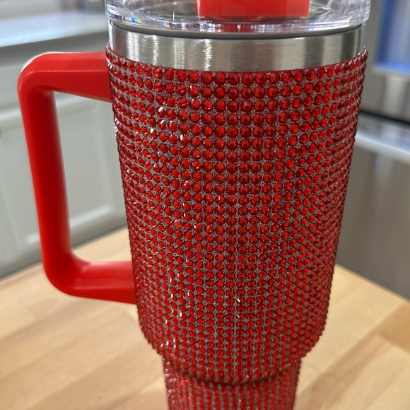 New! Red Diamond Insulated Blinged Out 40oz. Tumbler Handle & Straw - Picture 2 of 16